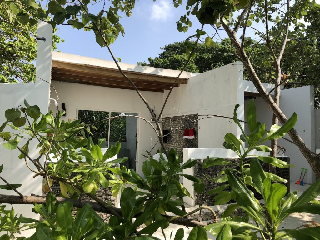 Yonder Retreat Beach Front 5 Room Guesthouse